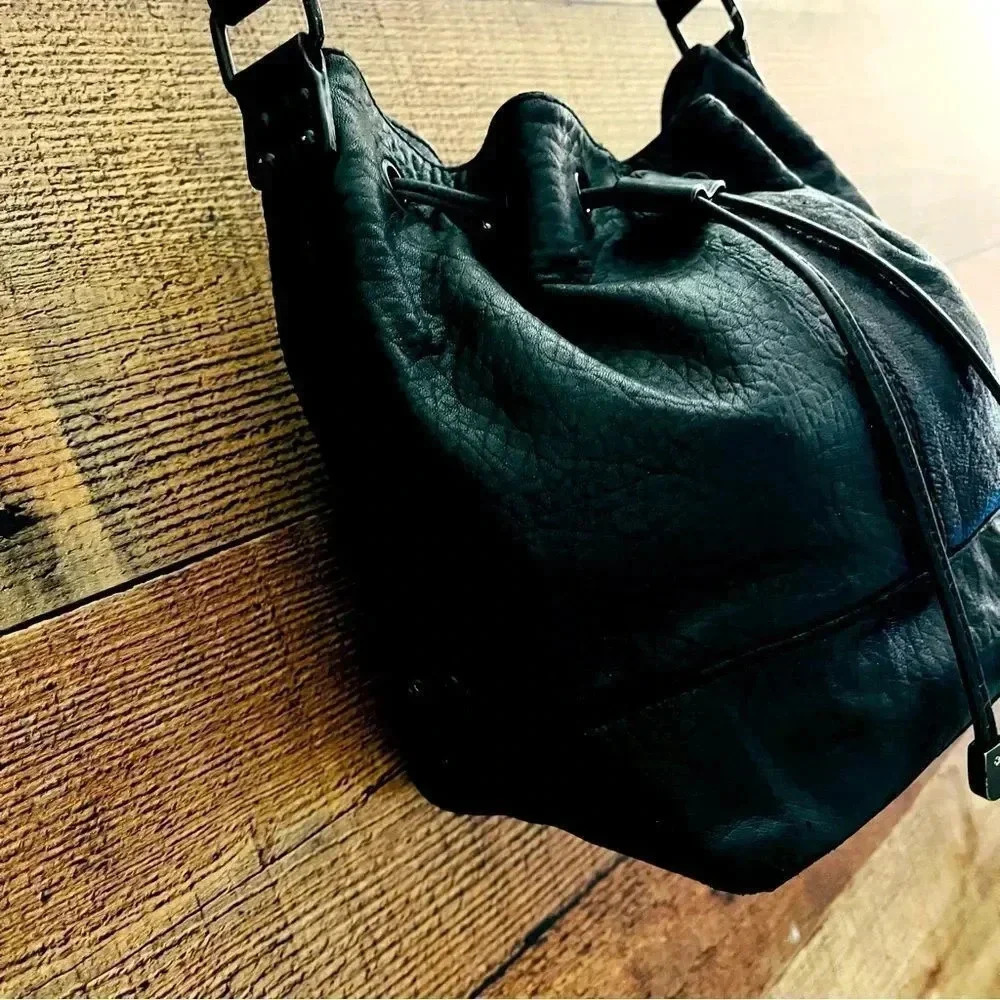 L.A.M.B. Gwen Stefani Rare Leather Drawstring Bucket Crossbody Bag - Picture 5 of 11
